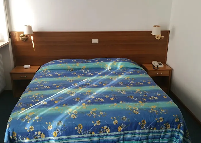 Szálloda Capri Pasian di Prato